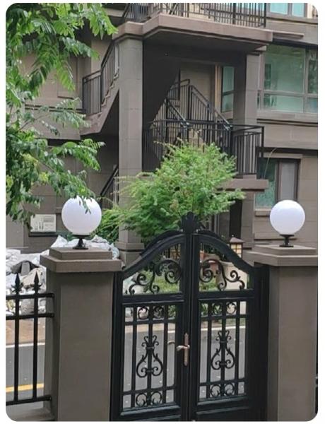Bóng đèn trụ cổng 